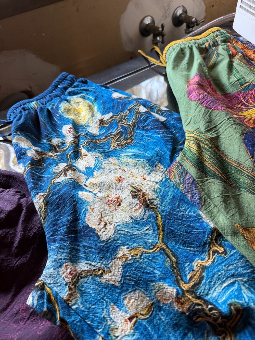 All 3 pair for 65$ Ladies Green Floral Elastic Waist Harem Pants new never worn - Picture 6 of 6